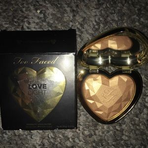 Love light highlighter